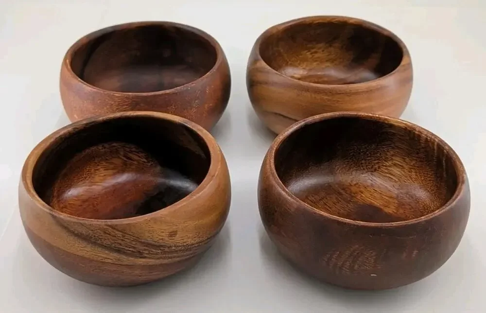 Set of 4 Crate & Barrel Tondo 5.75